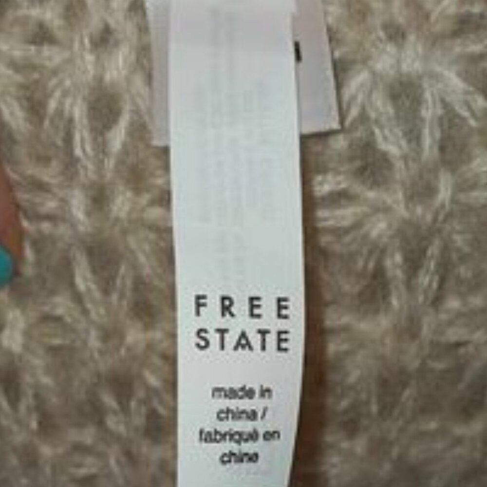 Free State Infinity Scarf - Picture 4 of 6